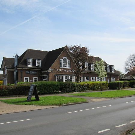 Pear Tree Inn Welwyn Garden City Exterior photo